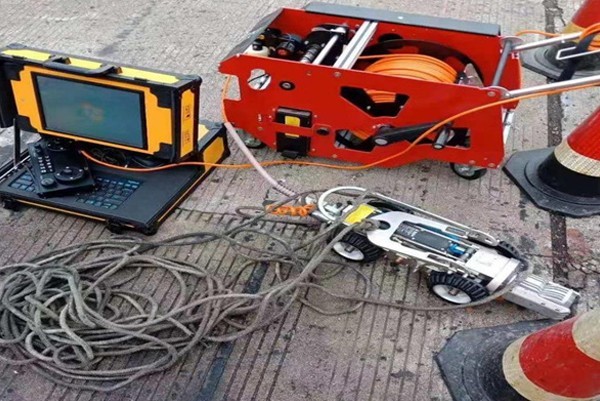 桥东CCTV管道检测机器人